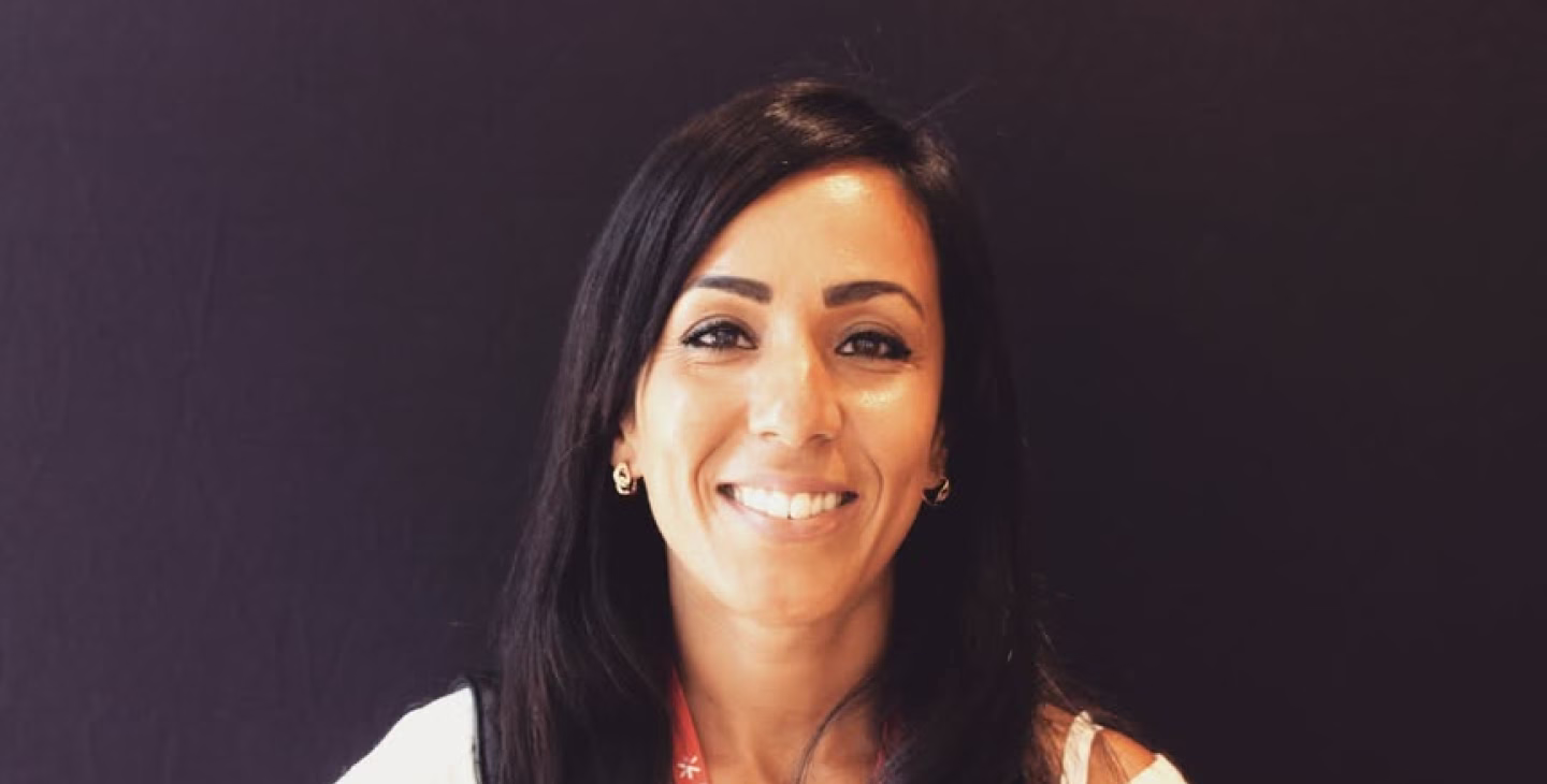 Portrait Jamila Zahnoouni, responsable du service clients chez ERT Intégration